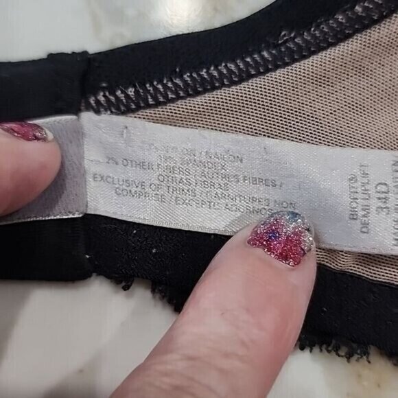 Victoria's Secret Bra Black Lace@ Hook Biolift Demi Uplift Women's 34D - Picture 5 of 7